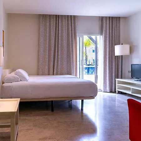 Aparthotel Cordial Golf 4*