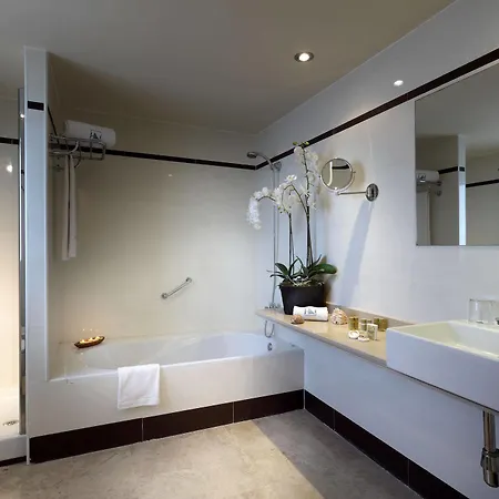 Cordial Golf Apartahotel 4*