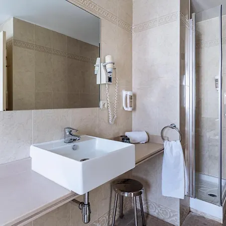 Cordial Golf Aparthotel 4*